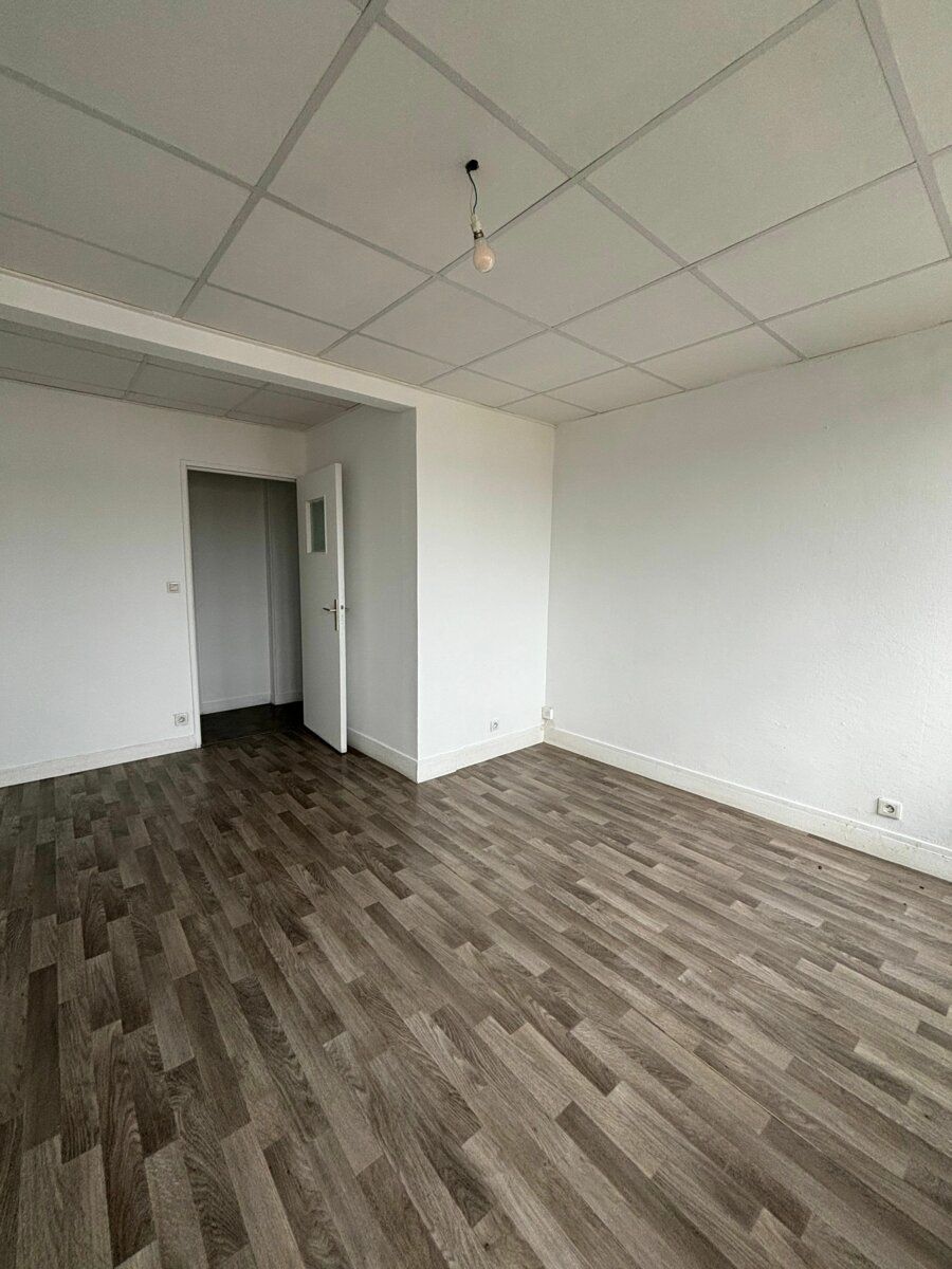 Appartement à louer 3 59.41m2 à Le Havre vignette-6