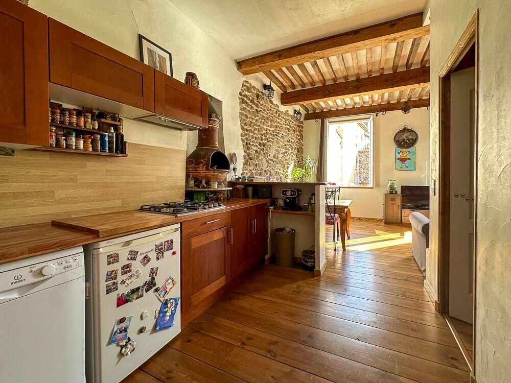 Appartement à vendre 5 70.4m2 à Roquebrune-sur-Argens vignette-5