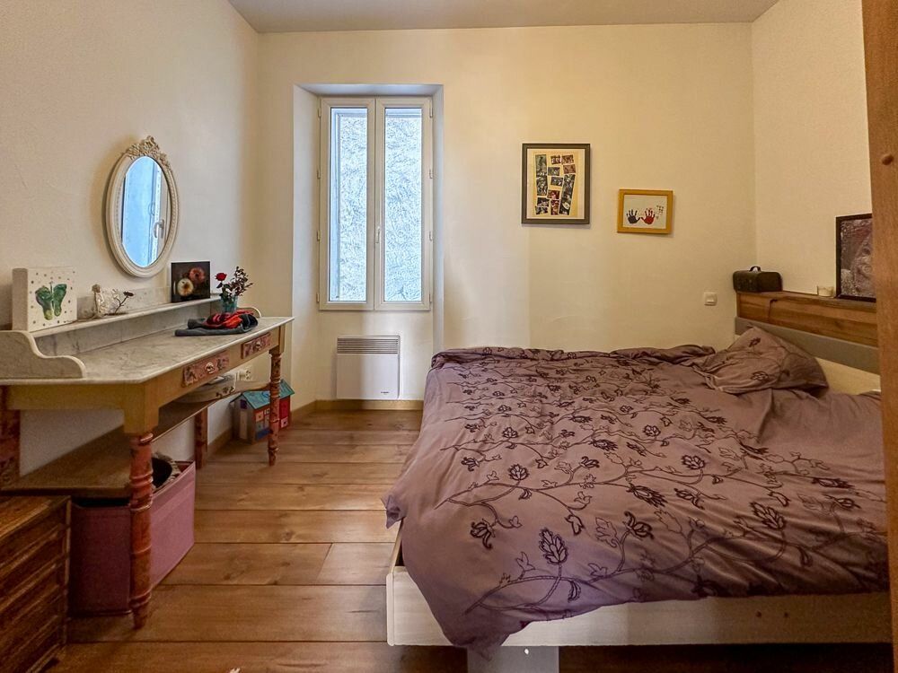 Appartement à vendre 5 70.4m2 à Roquebrune-sur-Argens vignette-7