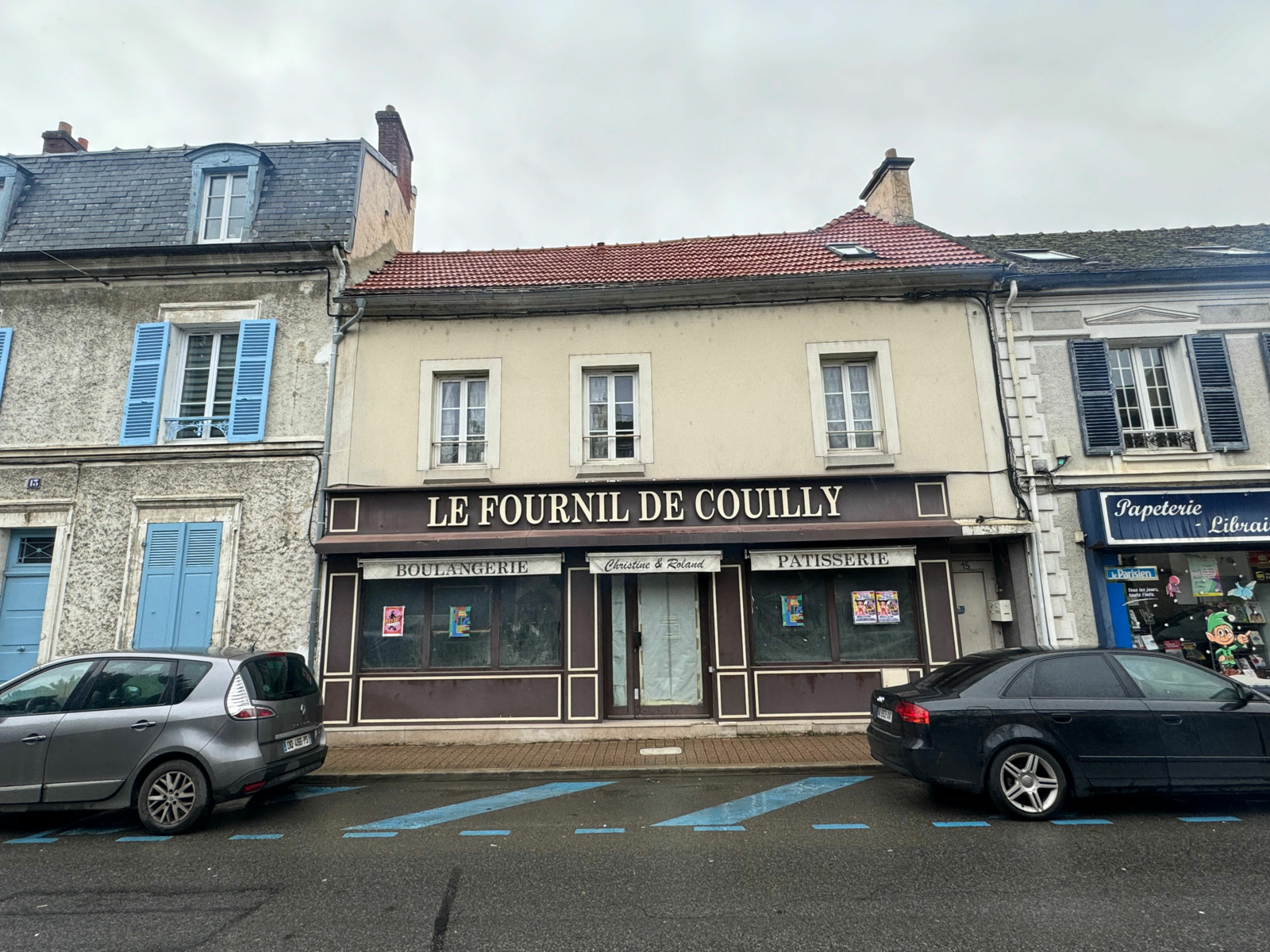 Immeuble à vendre 5 200m2 à Couilly-Pont-aux-Dames vignette-1