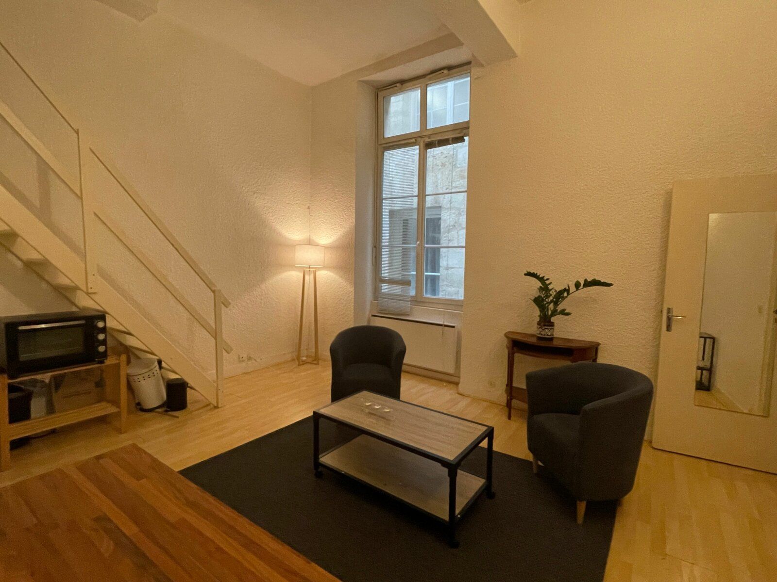 Appartement à vendre 2 38m2 à Bordeaux vignette-1