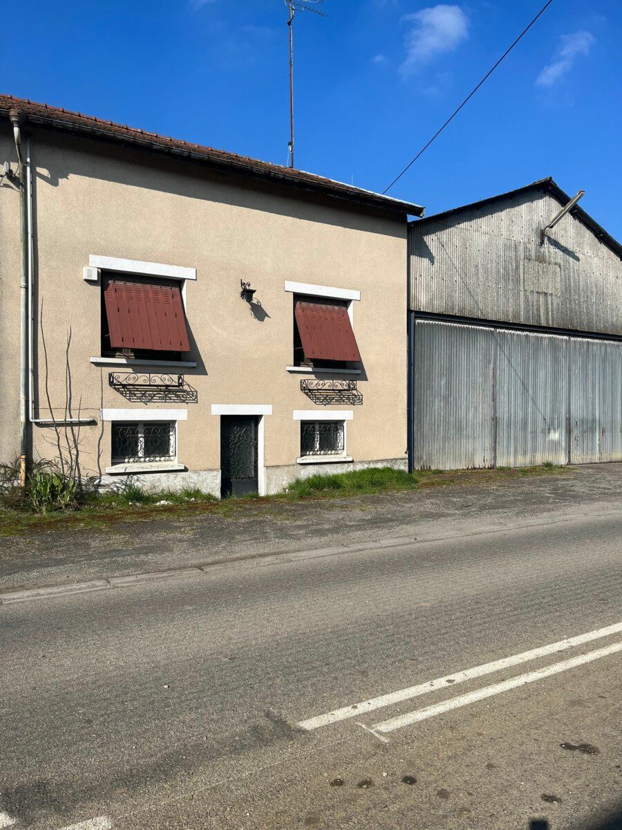 Maison à vendre 5 180m2 à Clermont-en-Argonne vignette-1