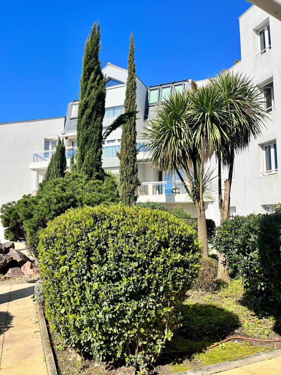 Appartement à vendre 2 52.05m2 à La Rochelle vignette-1