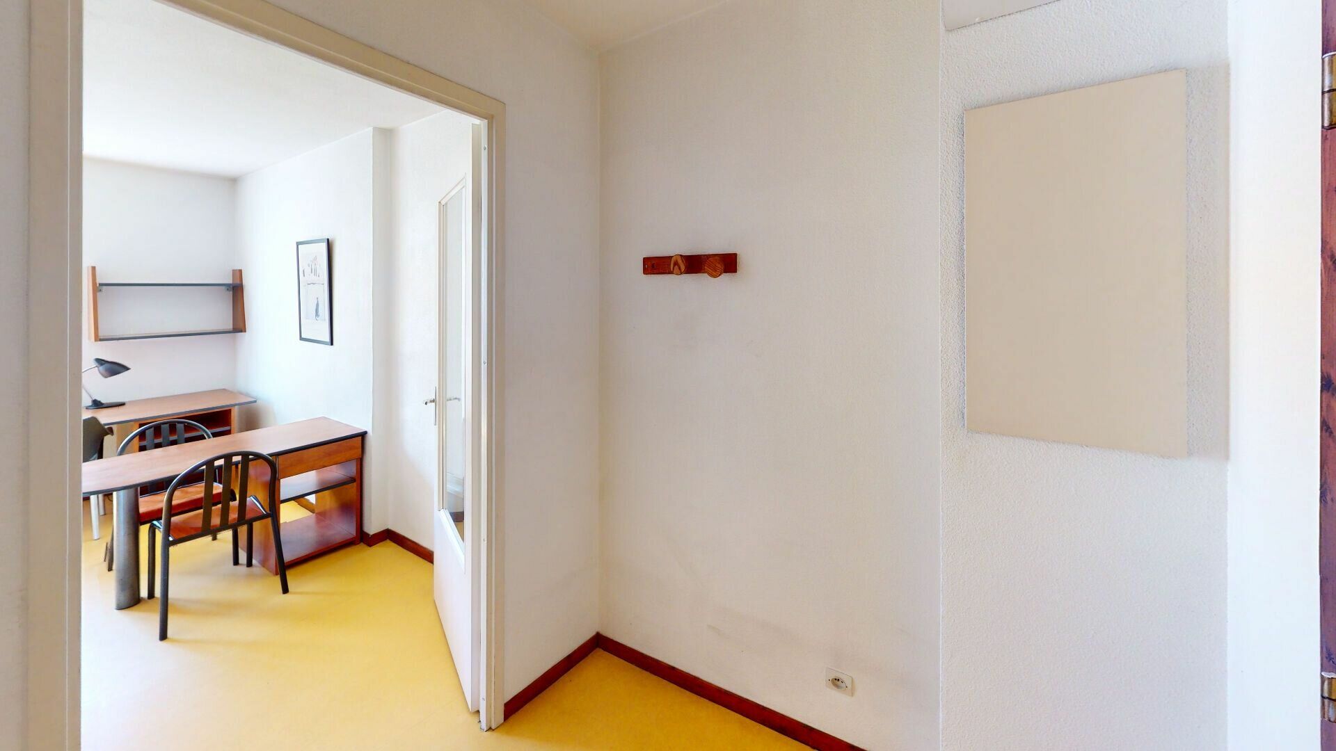 Appartement à louer 1 m2 à Saint-Étienne vignette-3