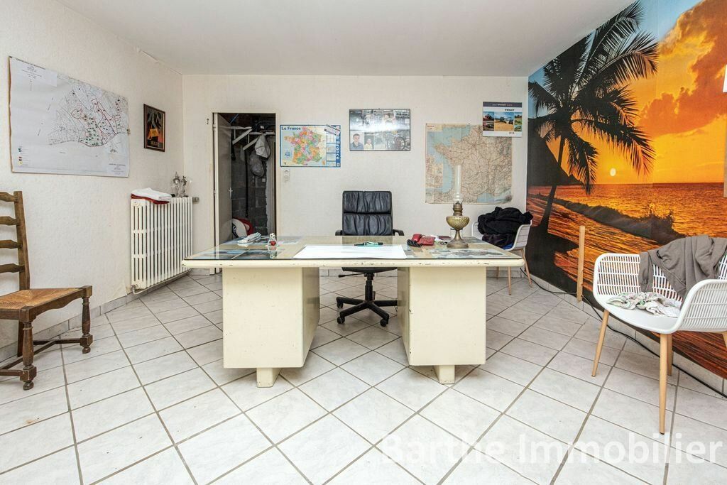 Maison à vendre 4 220m2 à Castelnau-de-Montmiral vignette-16