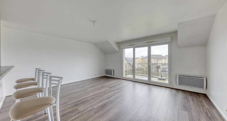 Appartement à vendre 3 m2 à Roissy-en-Brie vignette-2