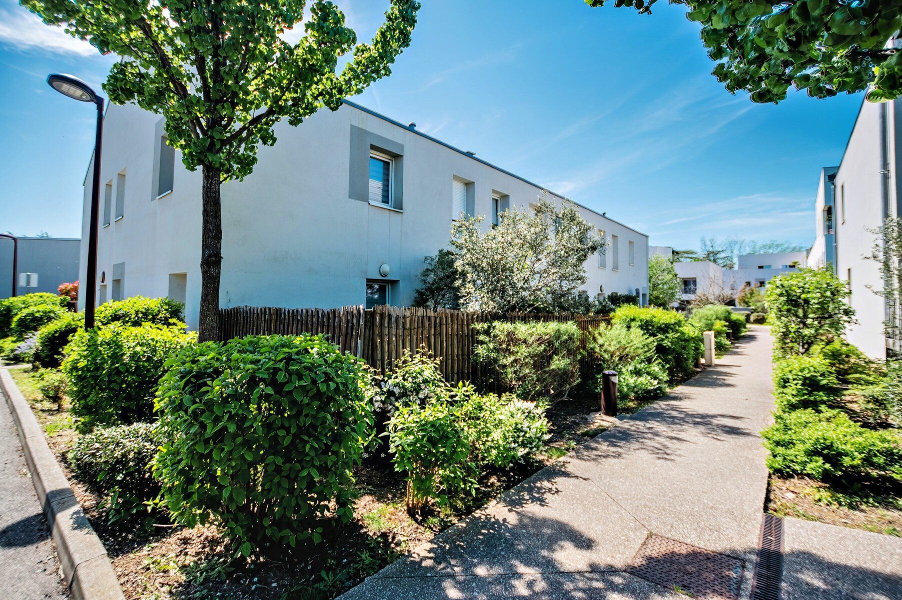 Appartement à vendre 3 61.1m2 à Saint-Cyr-au-Mont-d'Or vignette-1