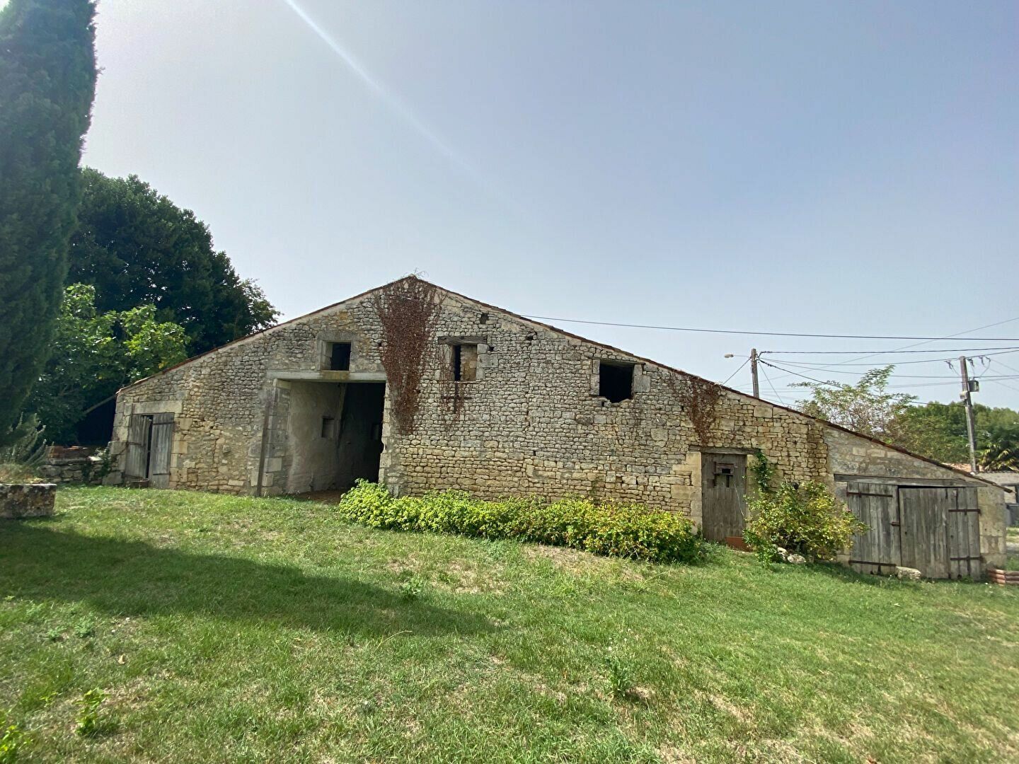 Maison à vendre 3 130m2 à Nieul-lès-Saintes vignette-4