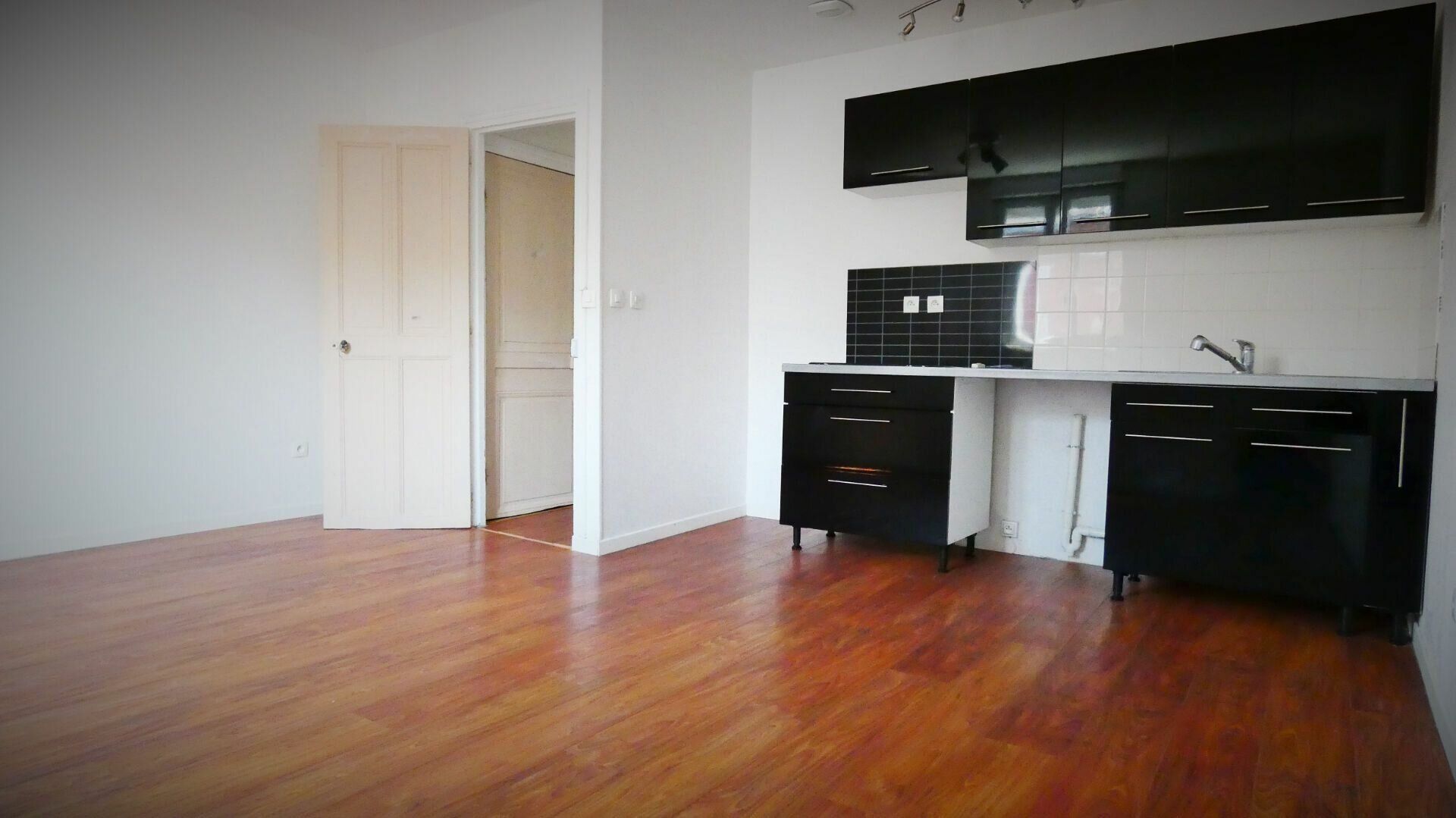 Appartement à louer 3 44.61m2 à Chauny vignette-2
