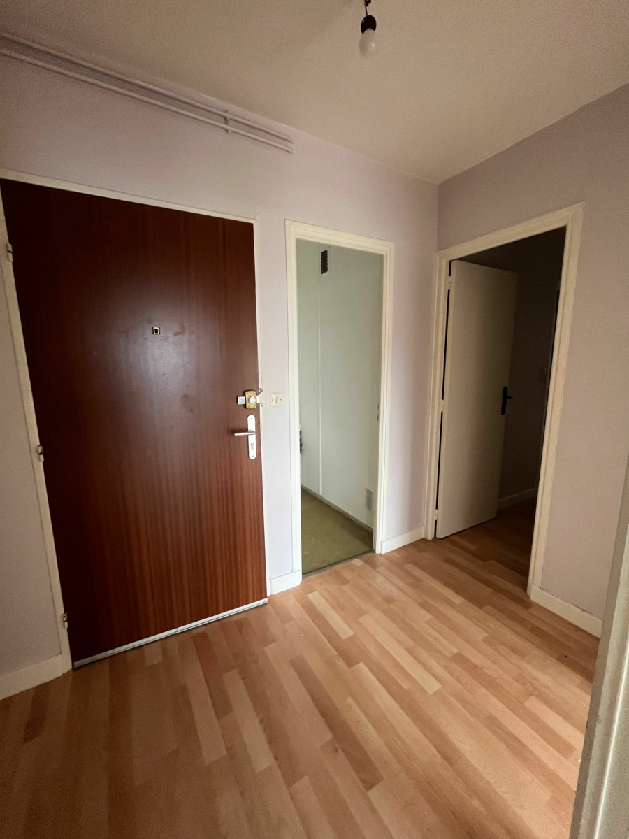 Appartement à vendre 3 m2 à Laon vignette-2