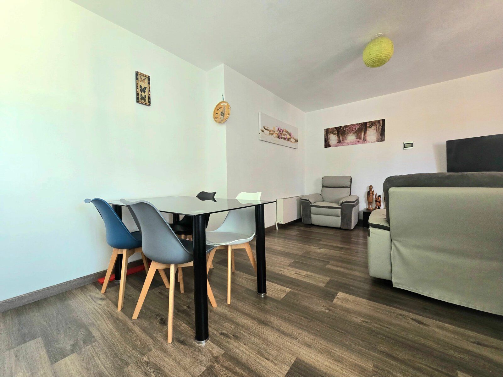 Appartement à vendre 5 m2 à Saint-Martin-de-Crau vignette-2