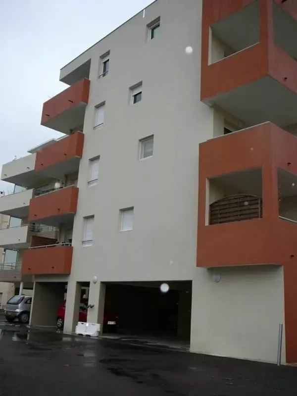 Appartement à louer 2 m2 à Nîmes vignette-10