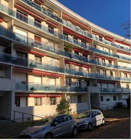 Appartement à vendre 5 108.92m2 à Saint-Cyr-sur-Loire vignette-1