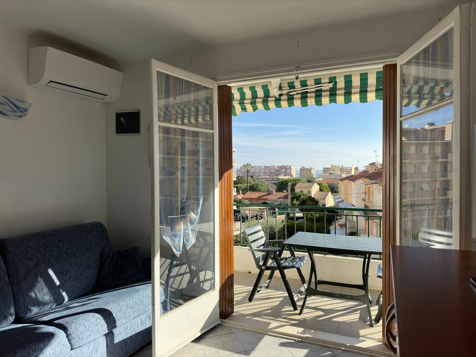 Appartement à vendre 2 46.62m2 à Roquebrune-Cap-Martin vignette-7
