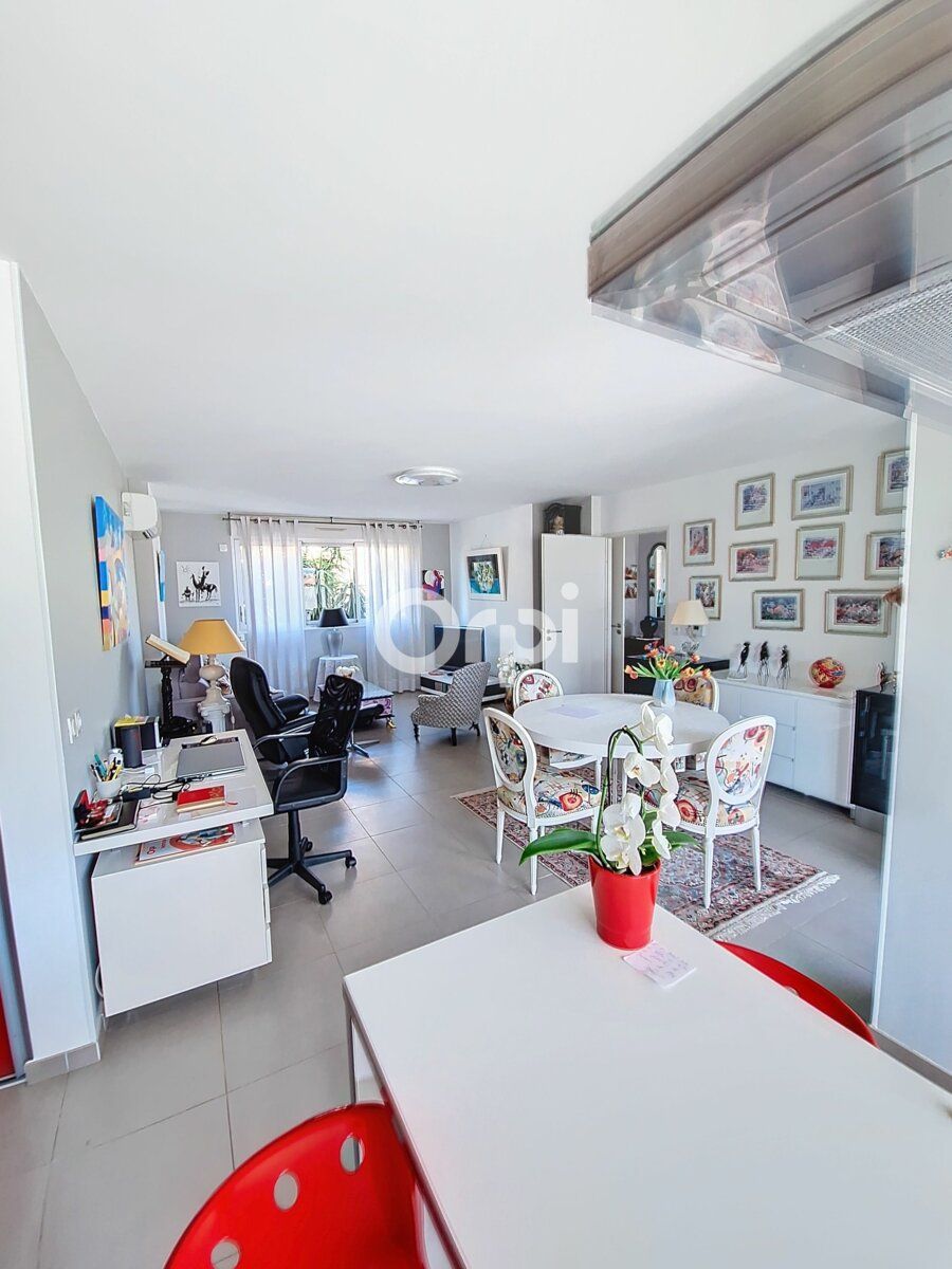 Appartement à vendre 2 61.91m2 à Saint-Raphaël vignette-8