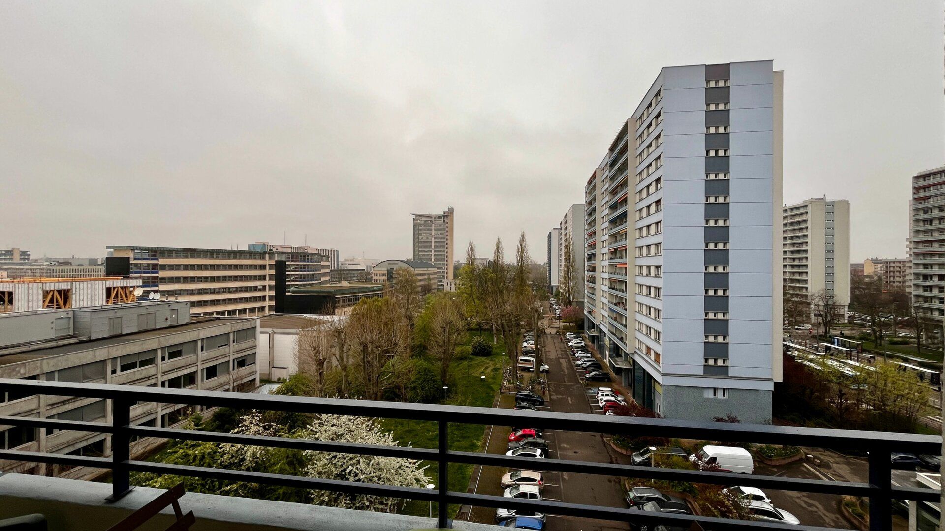 Appartement à vendre 4 94.63m2 à Strasbourg vignette-1