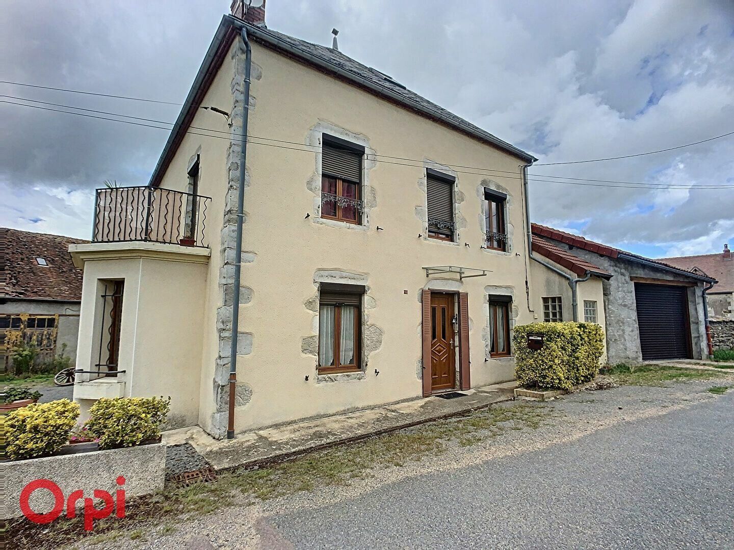 Maison à vendre 5 120m2 à Louroux-de-Bouble vignette-6