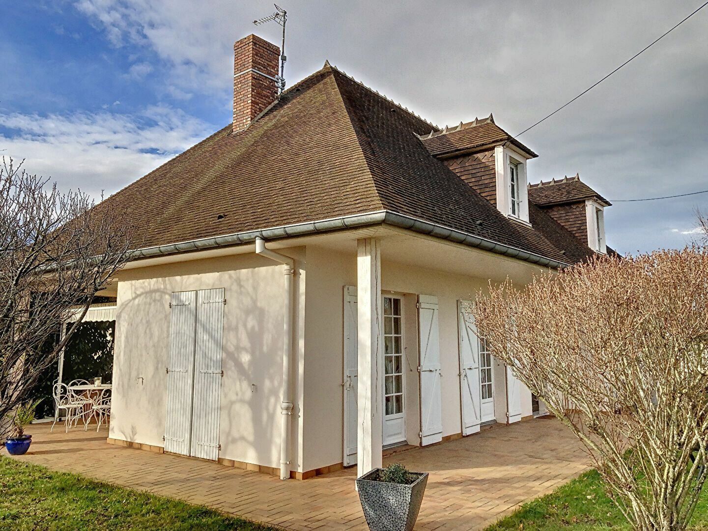 Maison à vendre 6 147.26m2 à Montluçon vignette-2