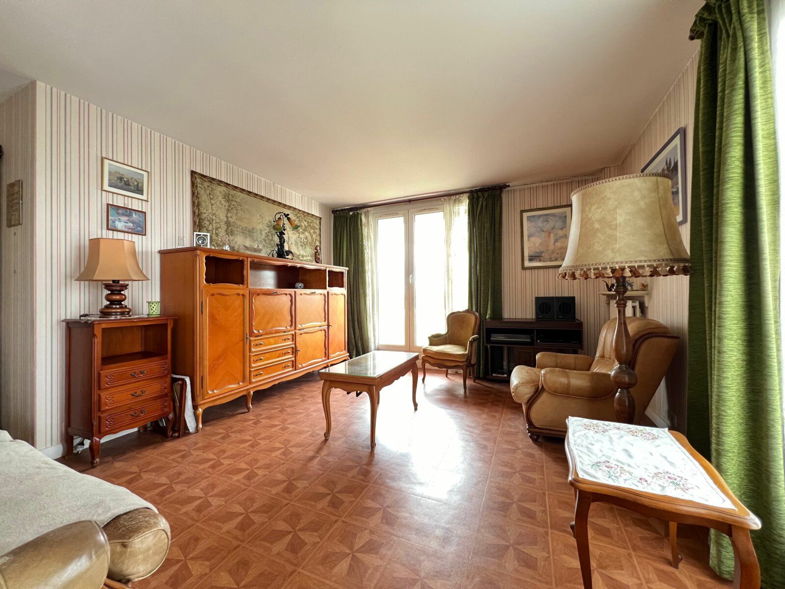 Appartement à vendre 3 m2 à Neuilly-sur-Marne vignette-2