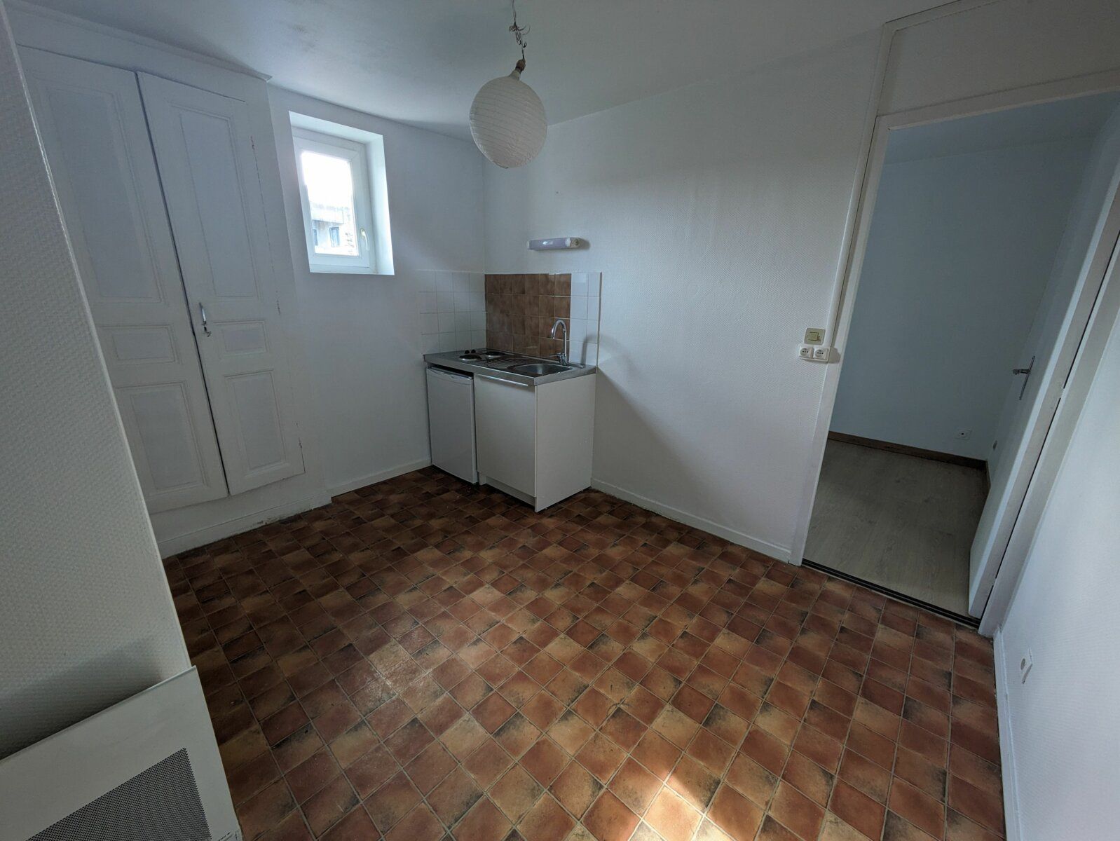 Appartement à louer 2 22m2 à Mont-de-Marsan vignette-2