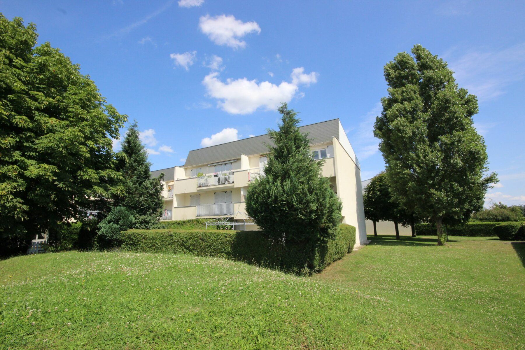 Appartement à vendre 3 67.77m2 à Montigny-le-Bretonneux vignette-5