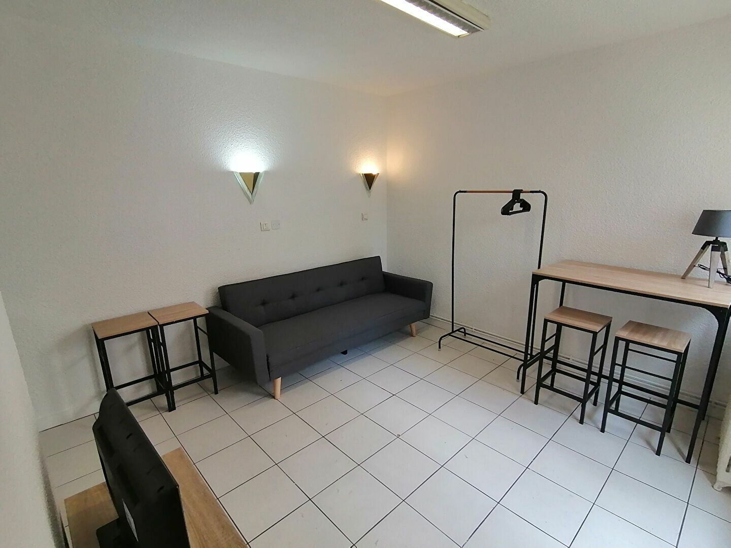 Appartement à louer 0 m2 à Poitiers vignette-1
