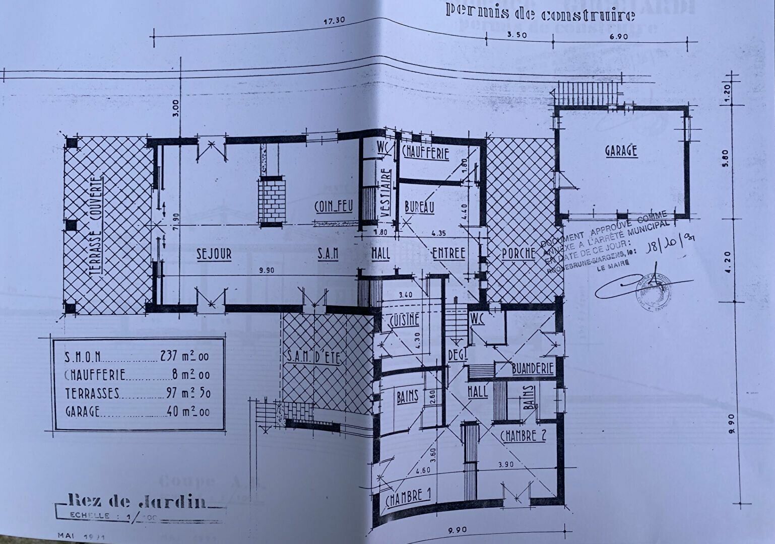 Maison à vendre 8 237m2 à Roquebrune-sur-Argens vignette-6
