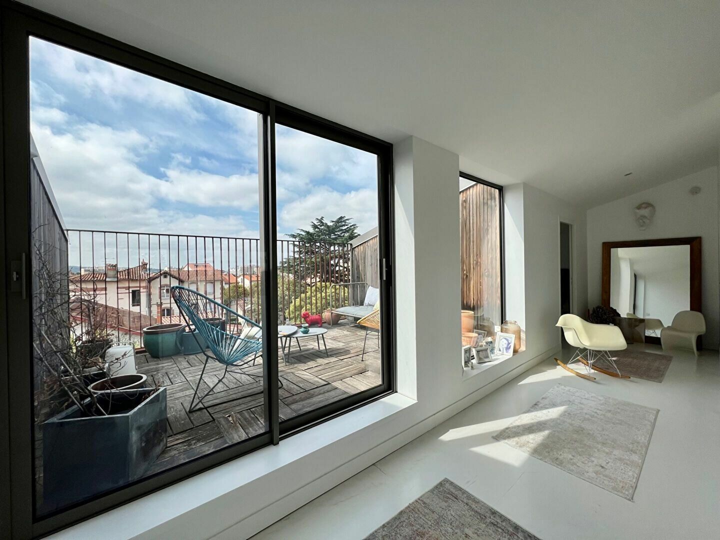 Appartement à vendre 4 122.34m2 à Toulouse vignette-2