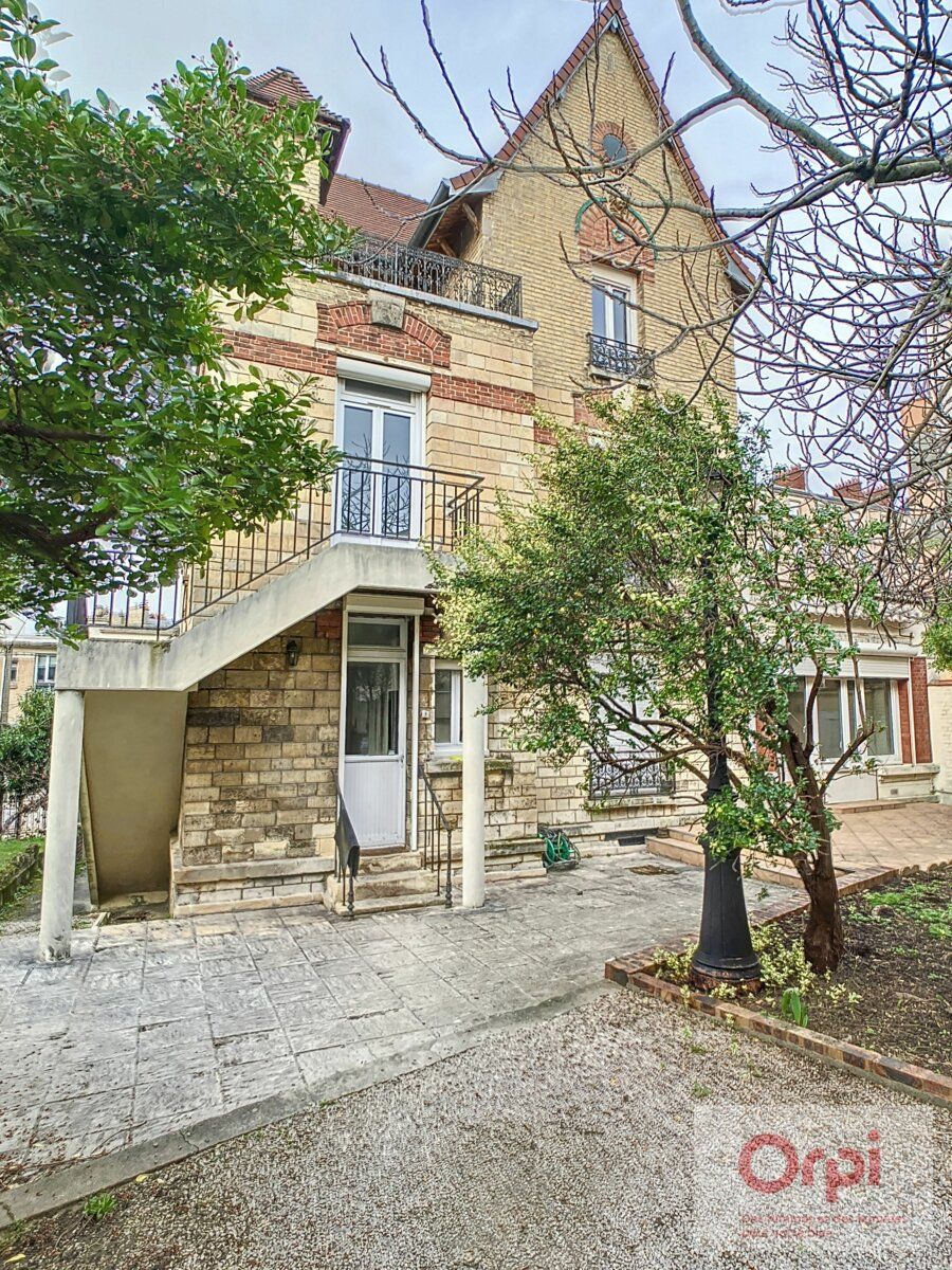 Maison à vendre 7 191.24m2 à Issy-les-Moulineaux vignette-2