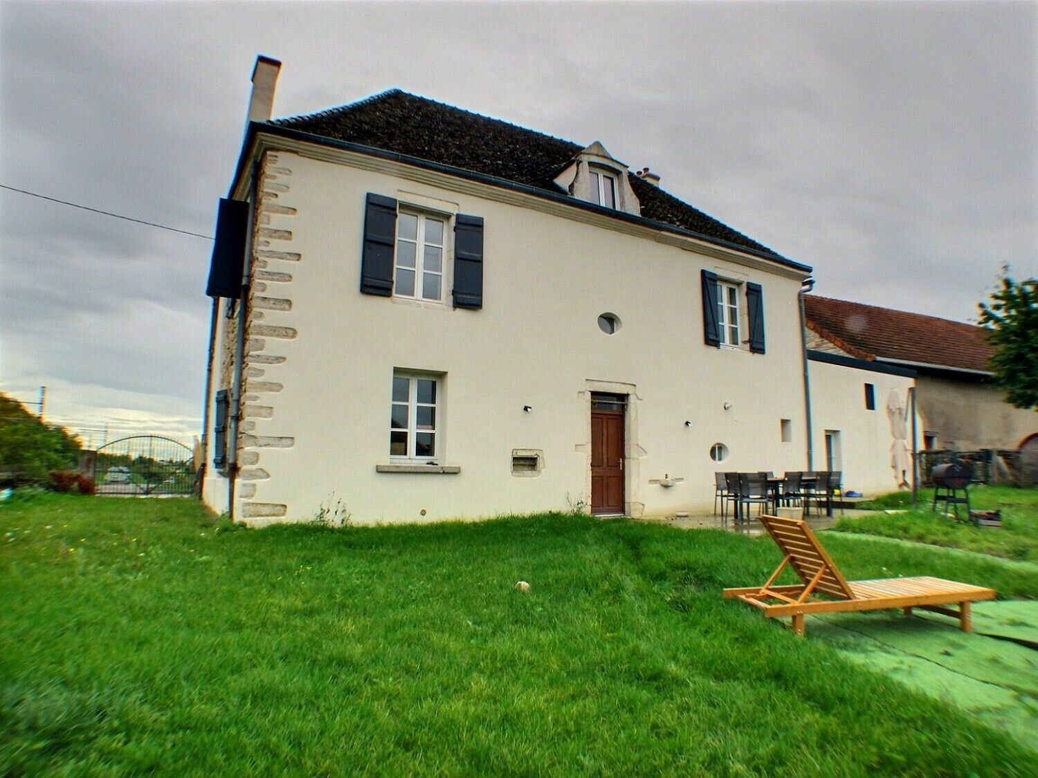 Maison à vendre 6 228.46m2 à Saint-Loup-de-Varennes vignette-3