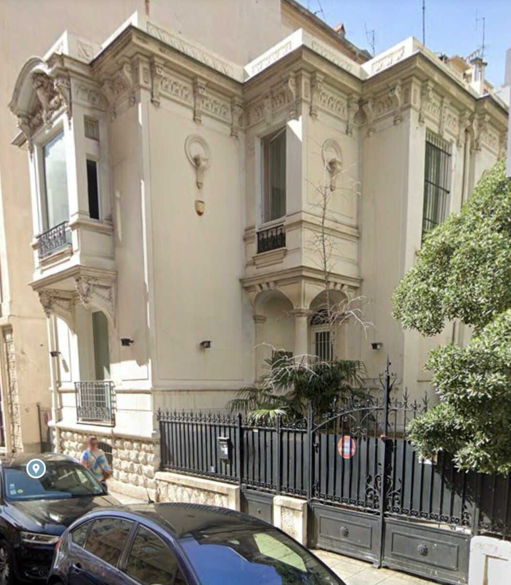 Maison à vendre 5 186m2 à Nice vignette-1