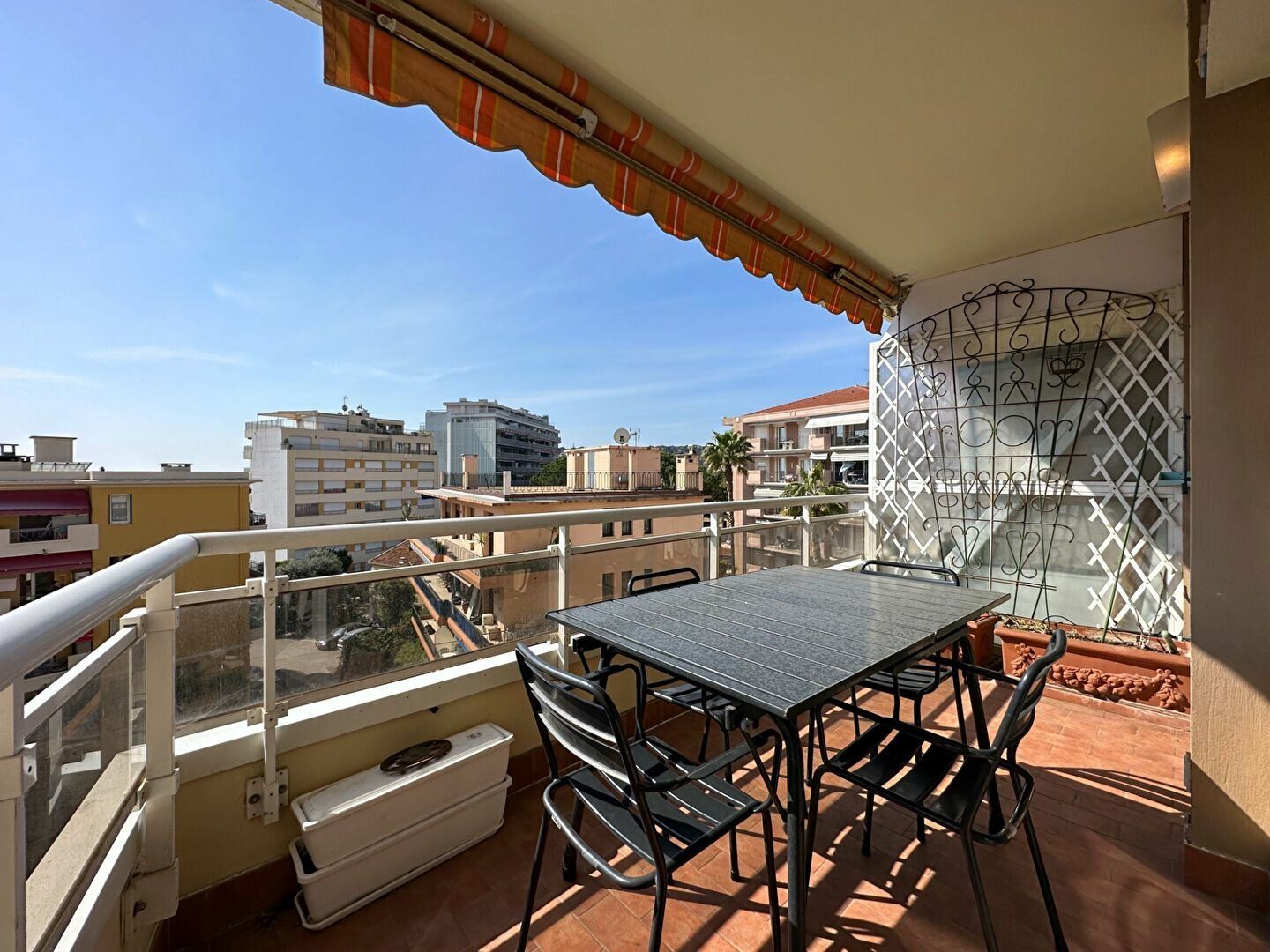 Appartement à vendre 2 54.03m2 à Roquebrune-Cap-Martin vignette-3