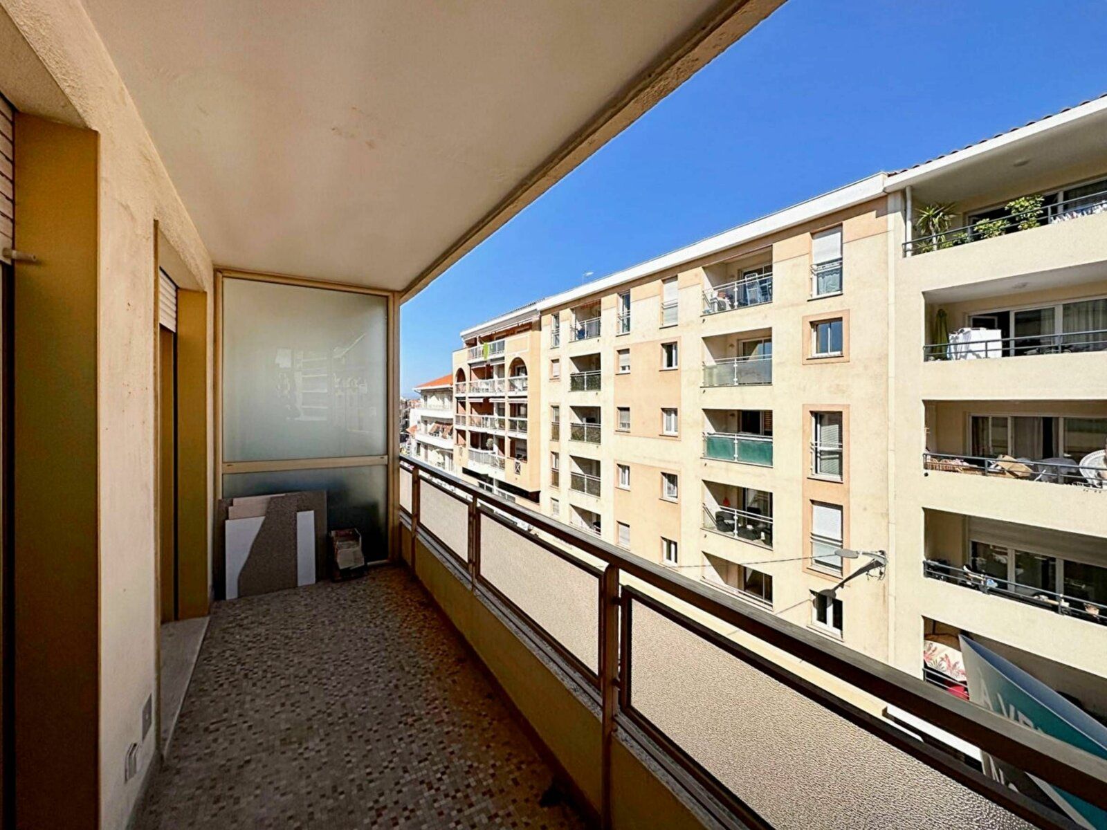 Appartement à vendre 2 43.35m2 à Saint-Raphaël vignette-4