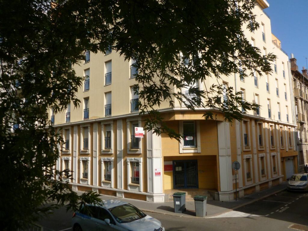 Appartement à louer 2 24.32m2 à Saint-Étienne vignette-5