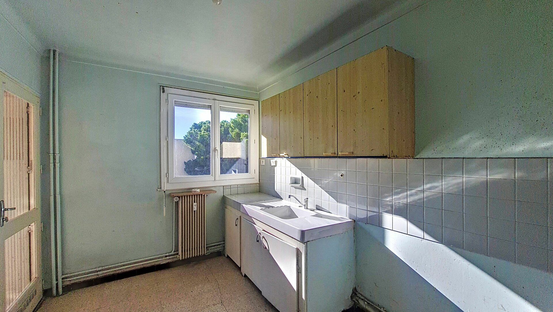Appartement à vendre 4 85m2 à Villeneuve-lès-Avignon vignette-3