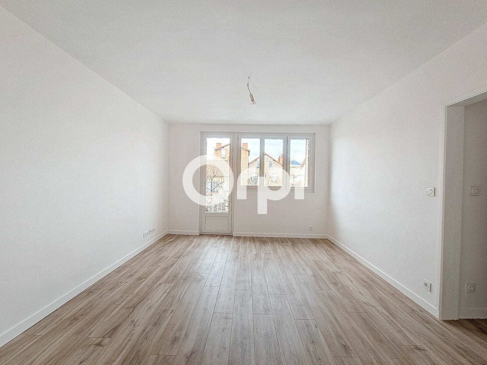 Appartement à vendre 2 40m2 à Clermont-Ferrand vignette-1