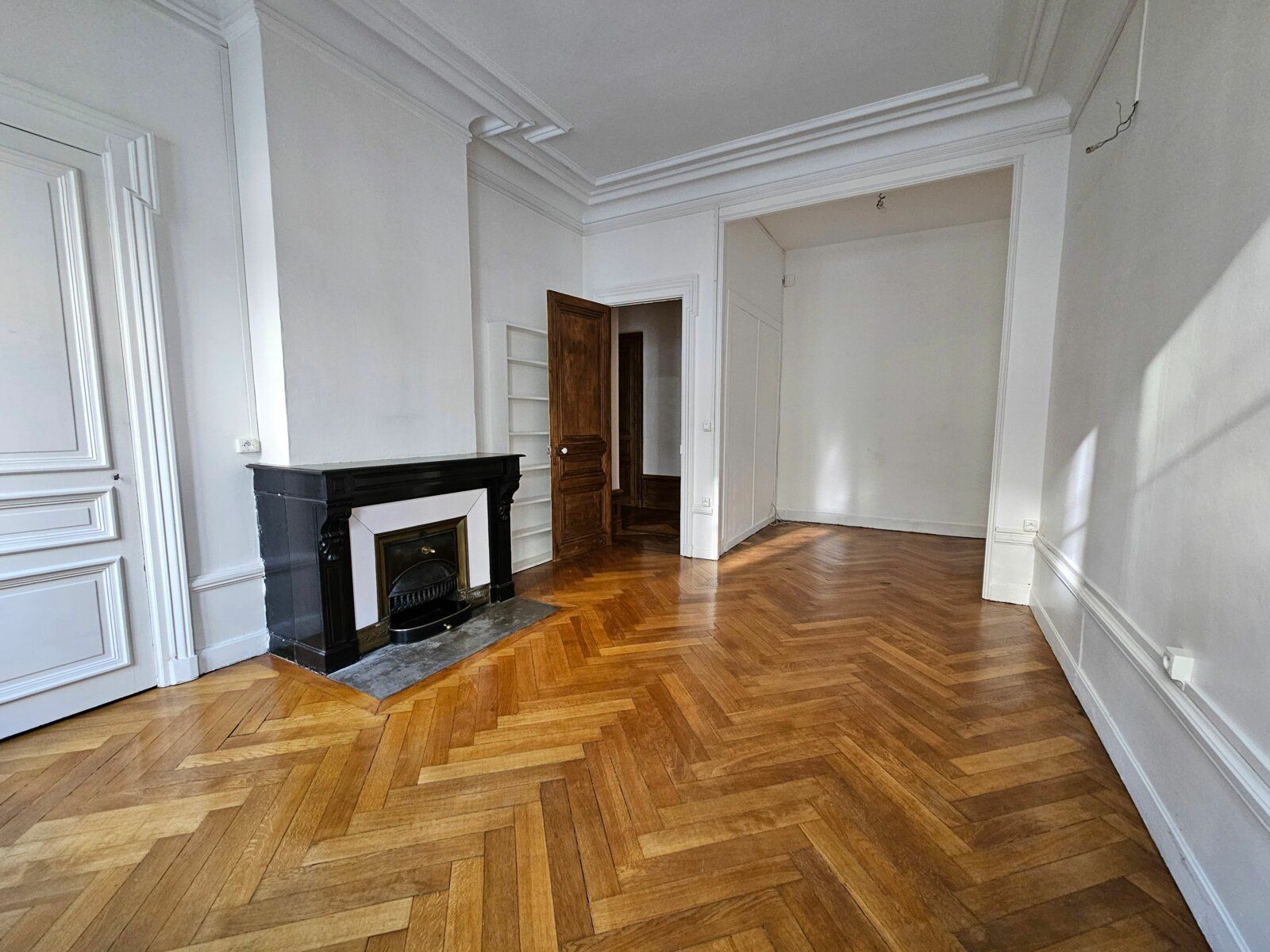 Appartement à vendre 4 142.6m2 à Saint-Étienne vignette-6