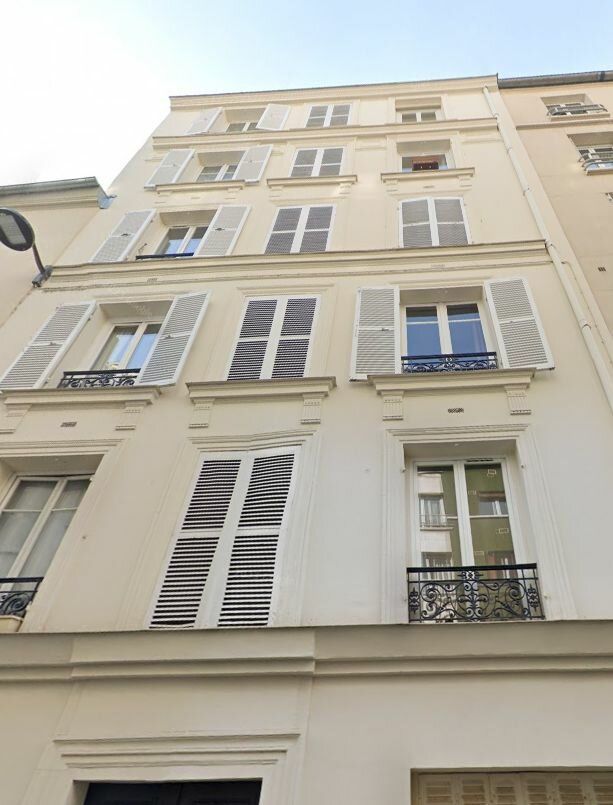 Appartement à vendre 1 16m2 à Paris 18 vignette-1