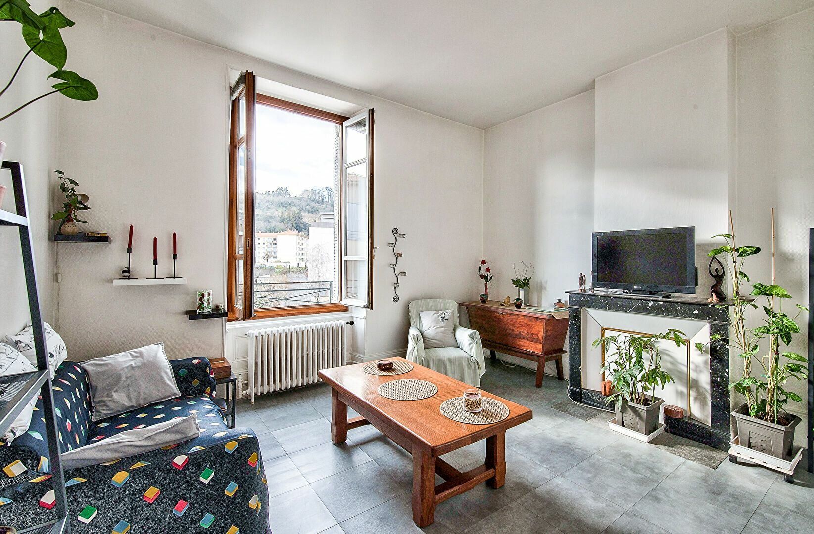 Appartement à vendre 4 m2 à Saint-Romain-en-Gal vignette-3