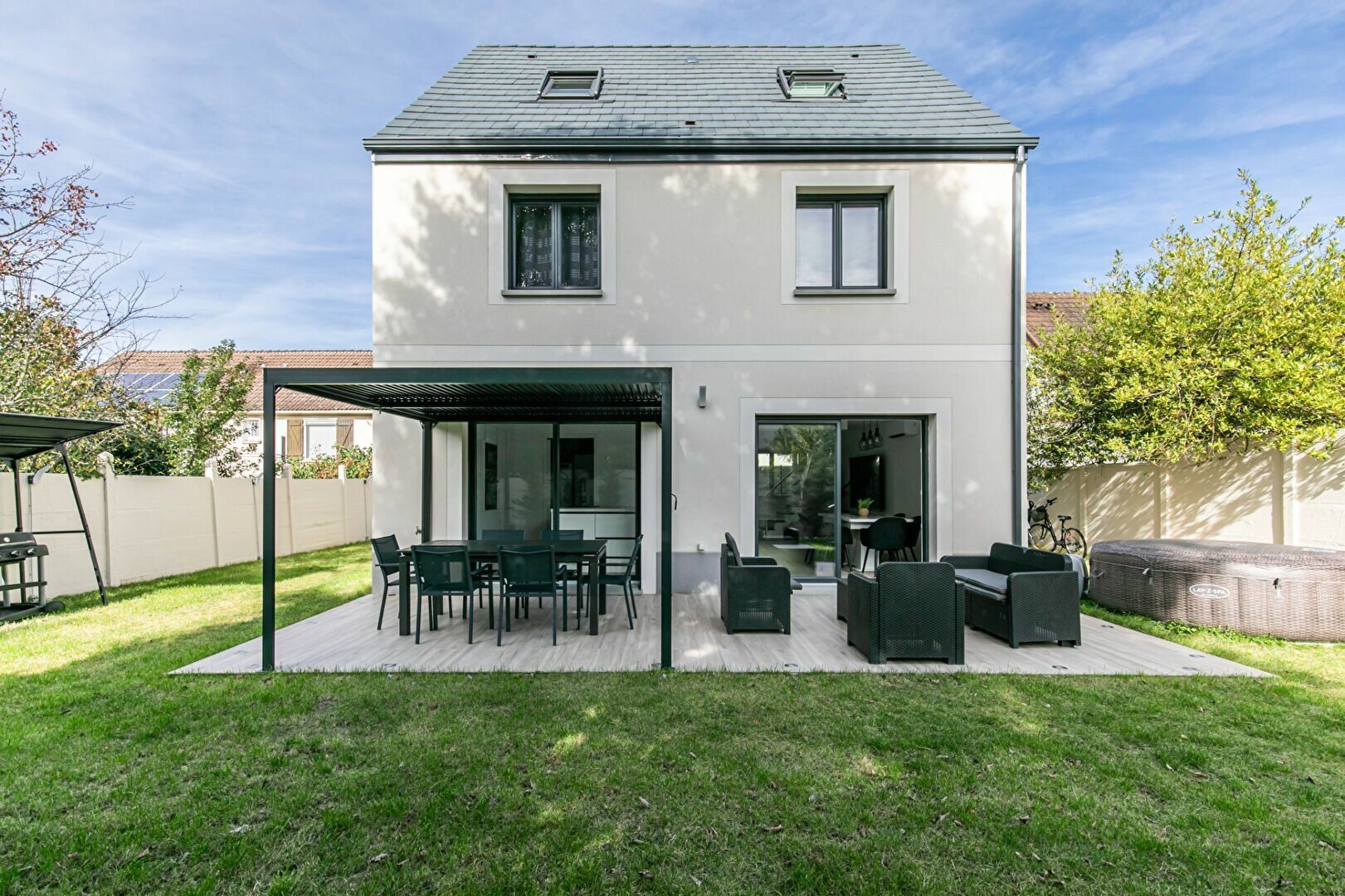 Maison à vendre 6 140m2 à Boissy-Saint-Léger vignette-1
