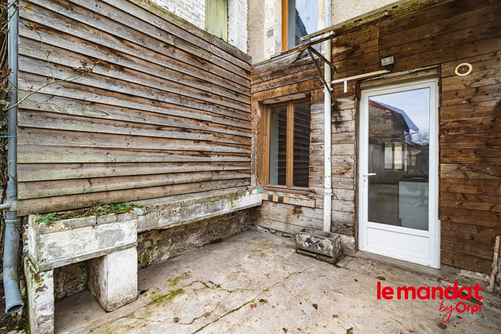 Maison à vendre 4 m2 à Bruyères-et-Montbérault vignette-10