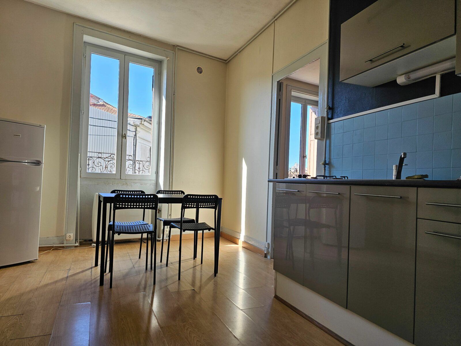 Appartement à vendre 2 51.44m2 à Saint-Étienne vignette-3