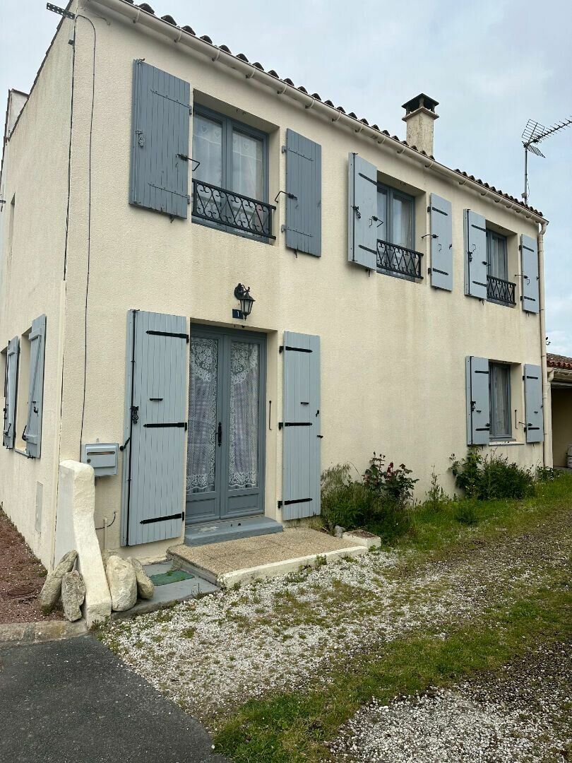 Maison à vendre 5 m2 à Saint-Georges-d'Oléron vignette-1