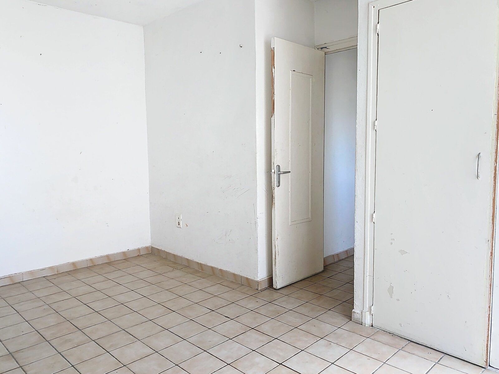 Appartement à vendre 2 34.2m2 à Avignon vignette-3