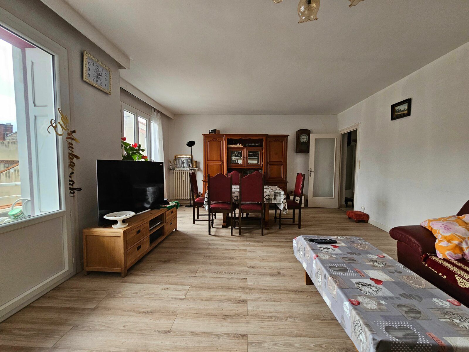 Appartement à vendre 4 110.98m2 à Saint-Étienne vignette-1