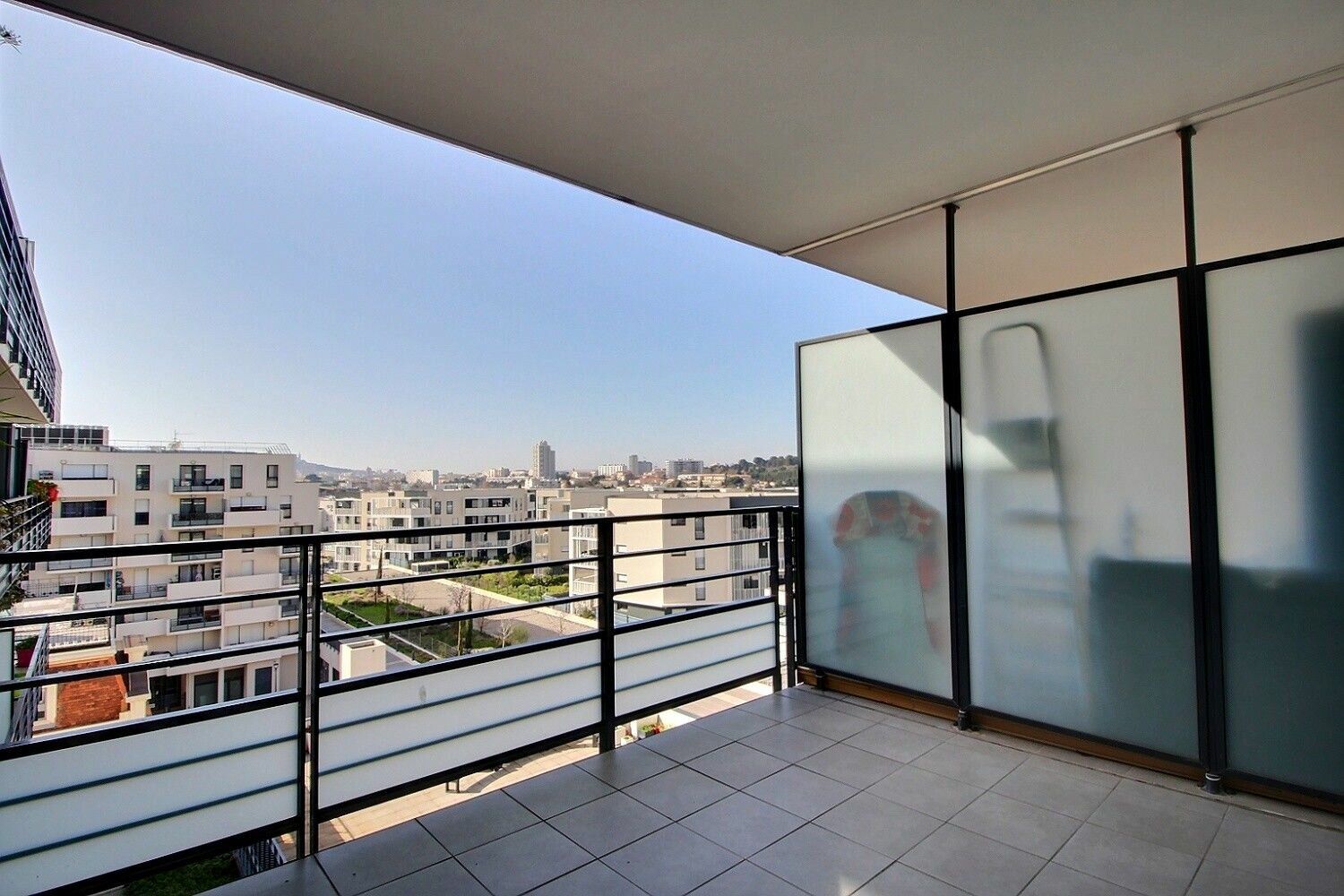 Appartement à vendre 1 27m2 à Marseille 10 vignette-1