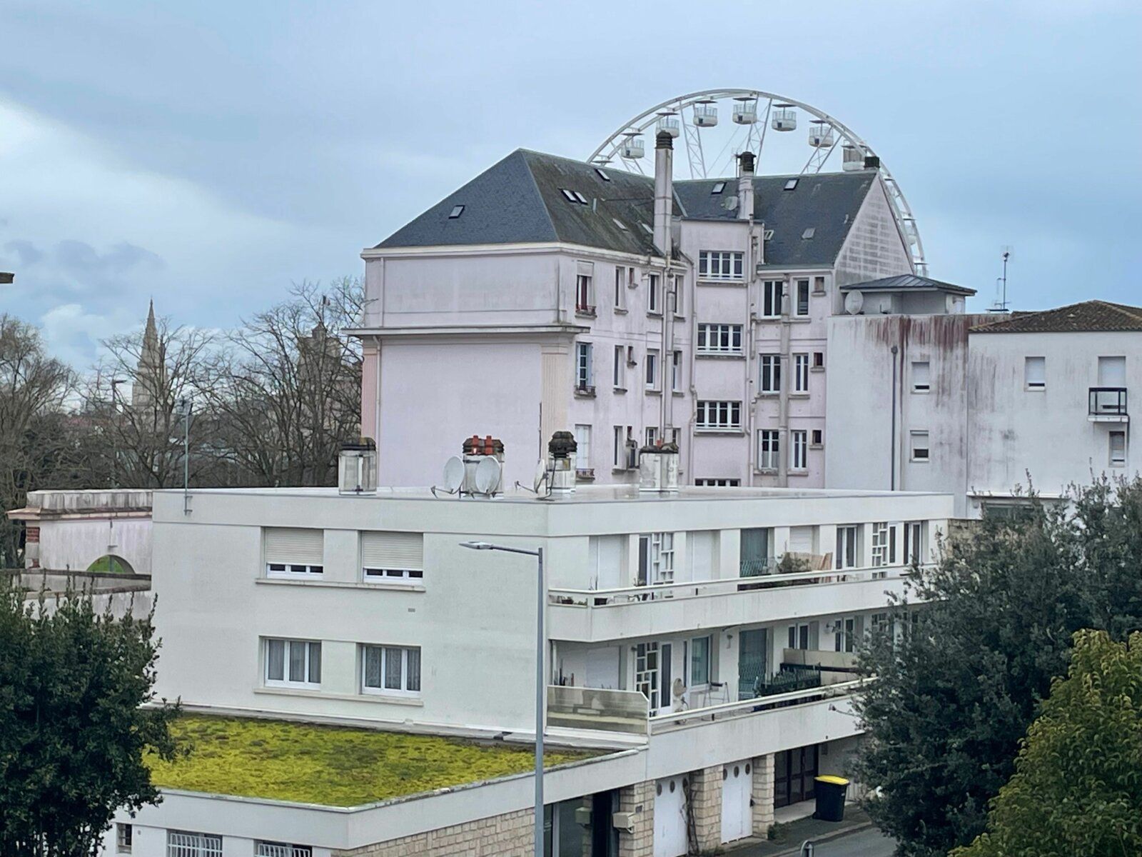 Appartement à vendre 4 117.76m2 à La Rochelle vignette-1