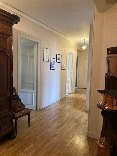 Appartement à vendre 4 114.9m2 à Limoges vignette-2