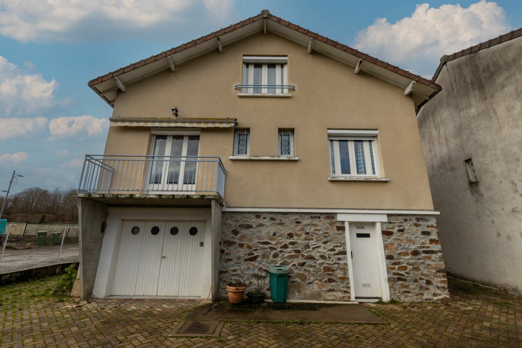 Maison à vendre 5 95m2 à Saint-Priest-Taurion vignette-2