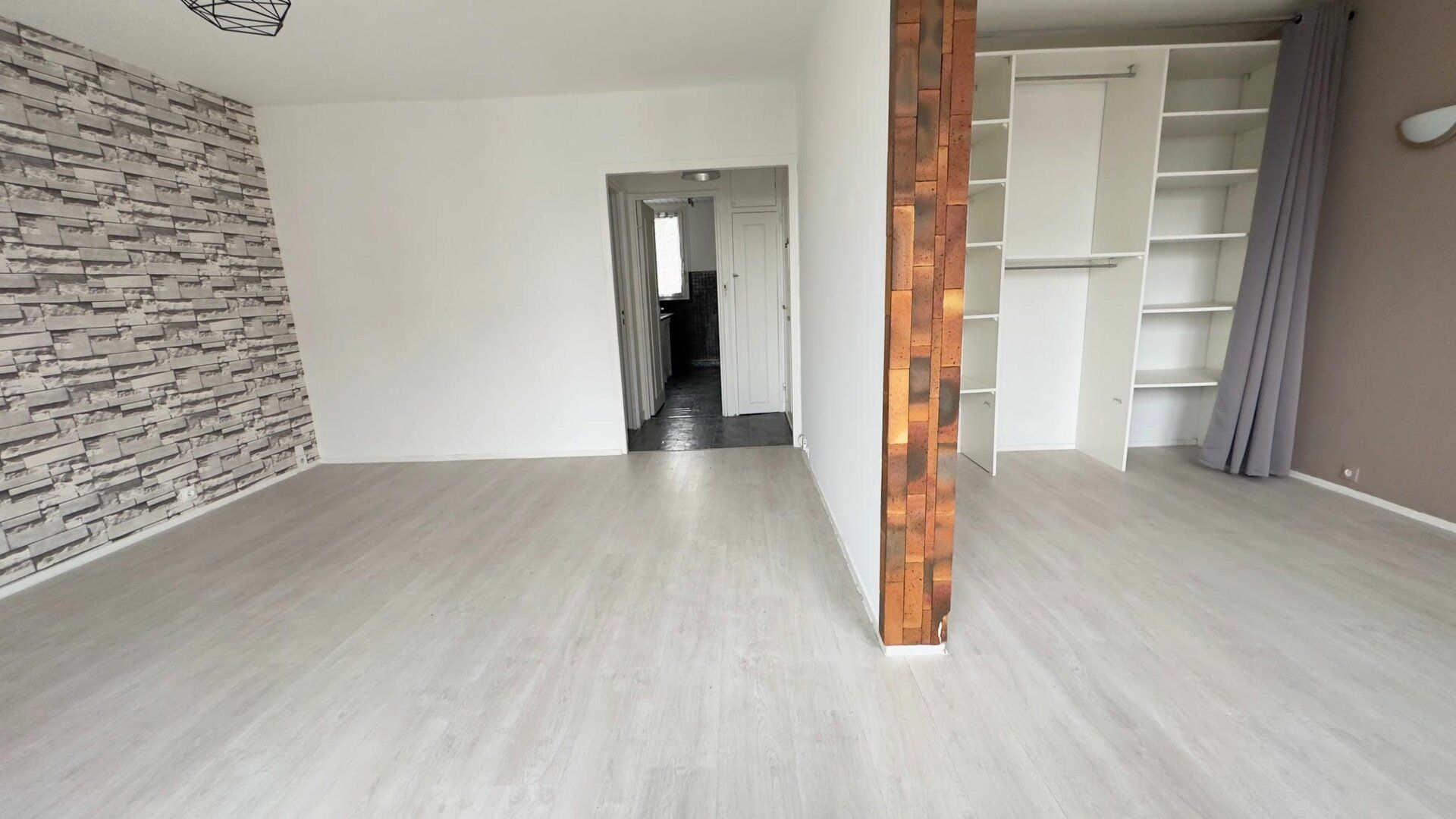 Appartement à vendre 4 m2 à Neuilly-sur-Marne vignette-8